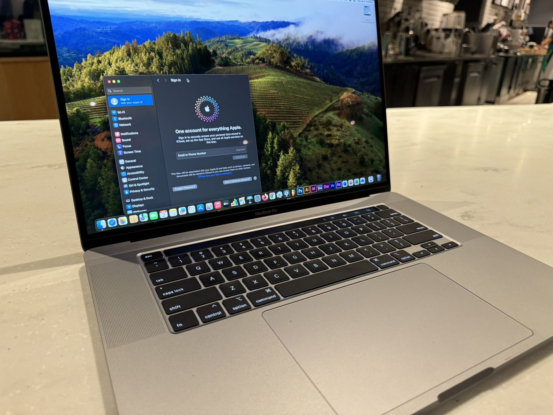Late. 2019. Macbook Pro 16” 2.3 Core I9/32Gb Ram /8Gb Video /1Tb Ssd