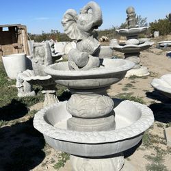 New Fountain Made Out Of Cement Perfect Gift 