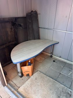 Kidney Bean Table classroom