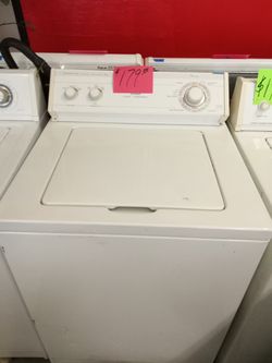 Whirlpool Washer white super capacity heavy duty works great . Warranty . Delivery available . 2203 Fowler st. Ft. Myers 33901