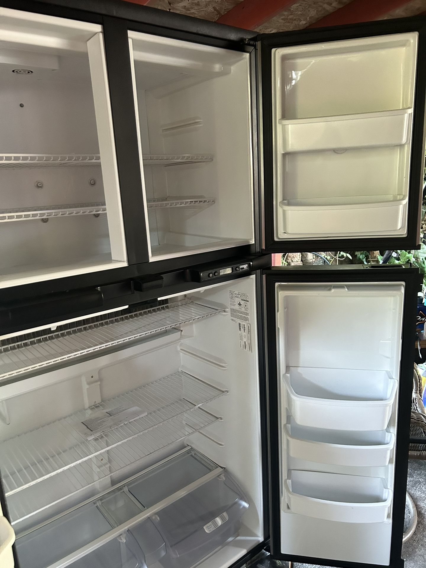 Norcold 18.3 Cu Ft. Polar Max RV Refrigerator 2118SST Motorhome