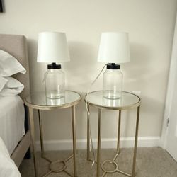 Set of 2 Lamps + Gold Mirrored Side Tables Great Condition