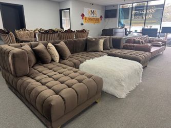 Sectional free delivery 🚚