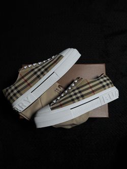 Burberry Shoes
