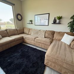 Bauhaus LazyBoy 3 Piece Pull out Sectional - Delivery Available 