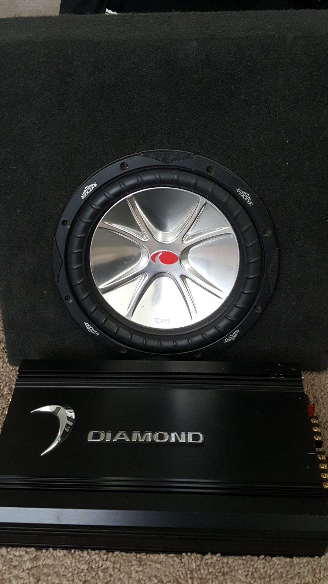 Subwoofer and amp Kicker CVR 10 and Diamond D3 400.4