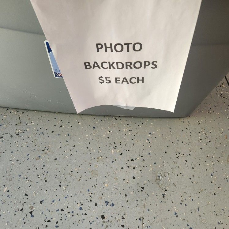 5 Blk Backdrops 15 X 15 Ft Each