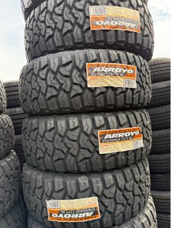 🚘🚨Vendo set de llantas 275 55 20 arroyo tires R/T