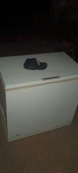 Vendo hielera jala bien