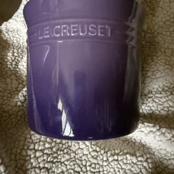 Rare Le Creuset cassis Purple Stoneware Utensil Holder 2.3 L / 2.75 qt eggplant