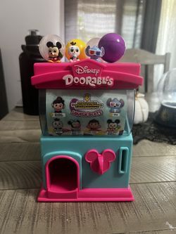 Doorables Vending Machine