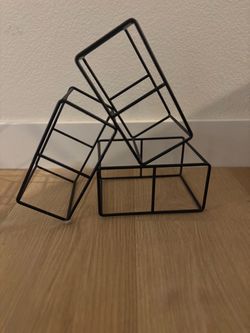 Black Metal Wine Rack