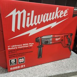 Milwaukee SDS Plus Rotary Hammer Kit