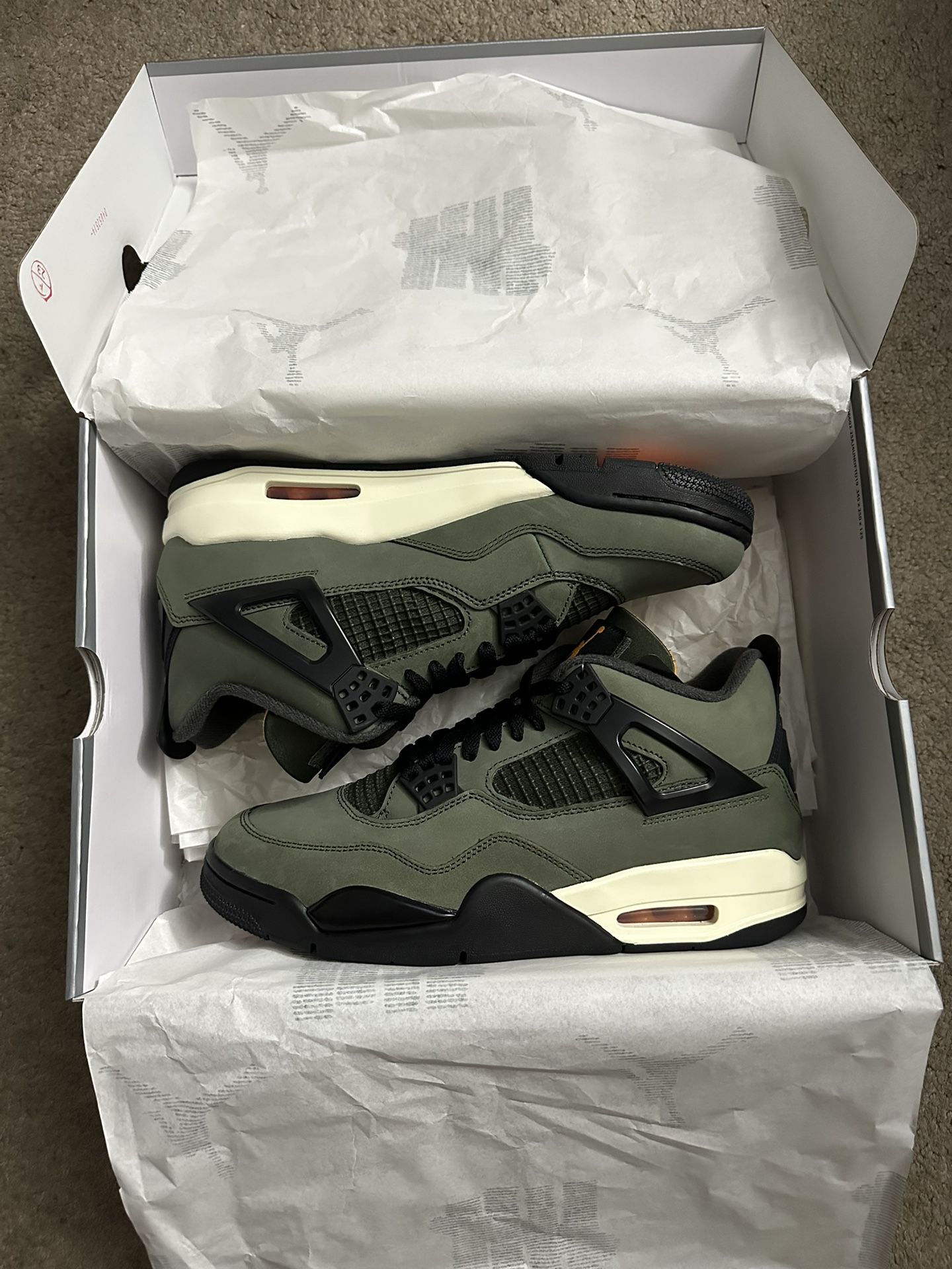 Air Jordan 4