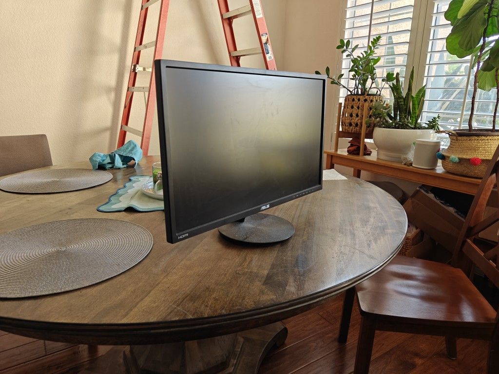 24 Inch Asus VN248 Computer Monitor 60hz