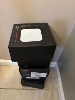 IPort Launch Wallstation