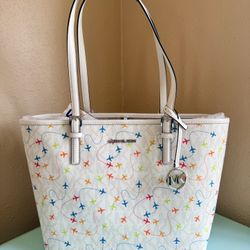 Michael Kors Jet Set Tote