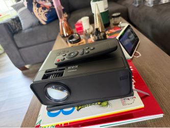 ELEPHAS projector