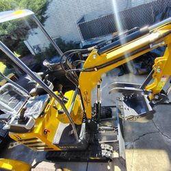 New 2025 Mini Excavator CFG Industrial MX12RX 