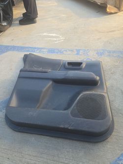Right front door panel tacoma 2016 to 2023