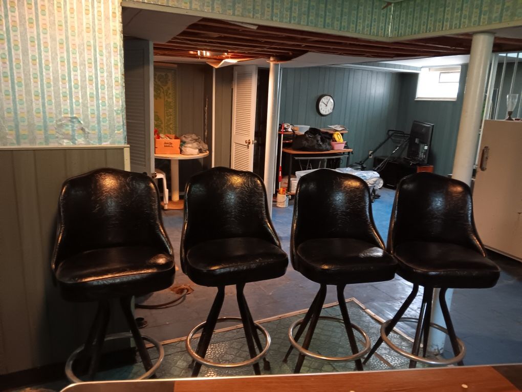 Bar Stools 7