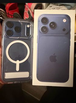 iPhone 17 pro max factory unlocked