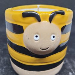 Cute Bee All Natural Lavender Scented Candle
