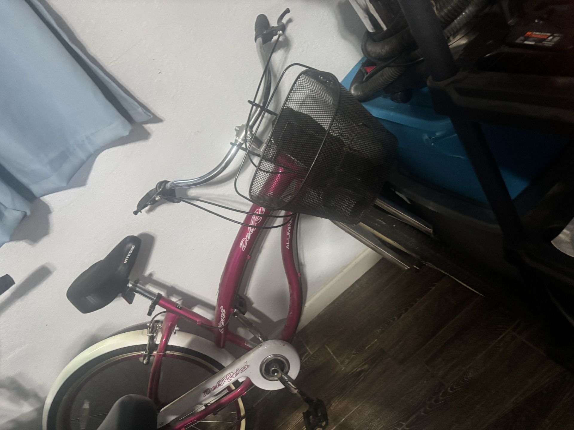 Pink Del Rio Cruiser Bike 