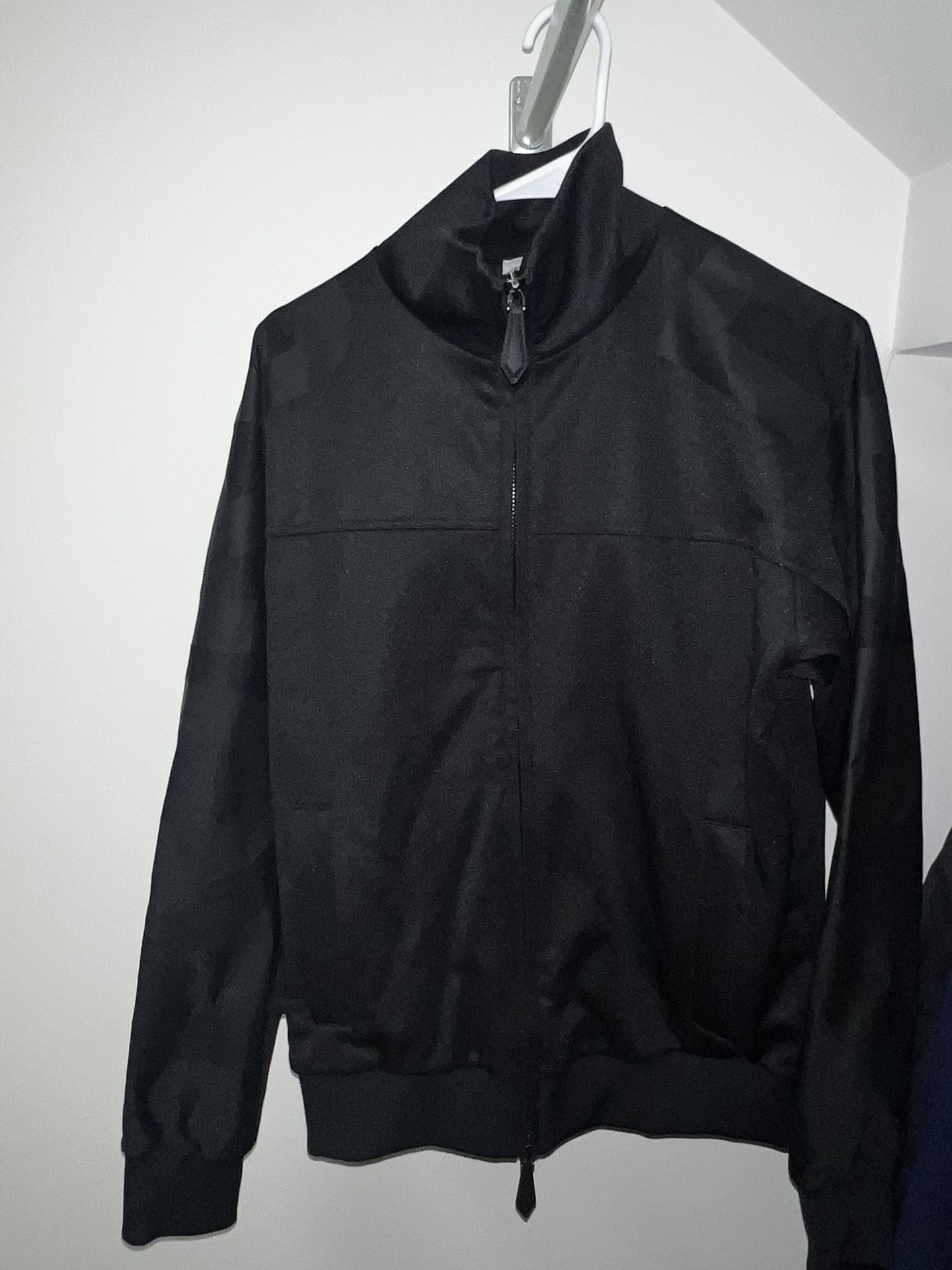 Sleek Sophistication: Burberry Black Men's Jacket