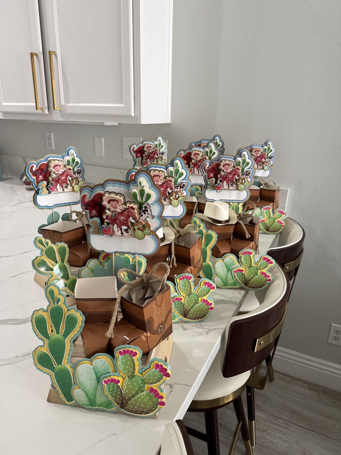 8 My First Rodeo Centerpieces