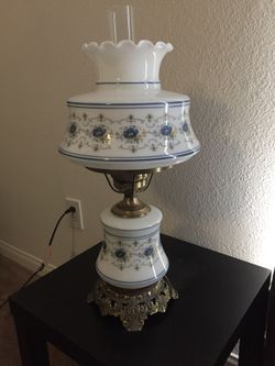 Quoizel vintage table lamp