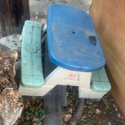 Free Kids Table To Toddlers