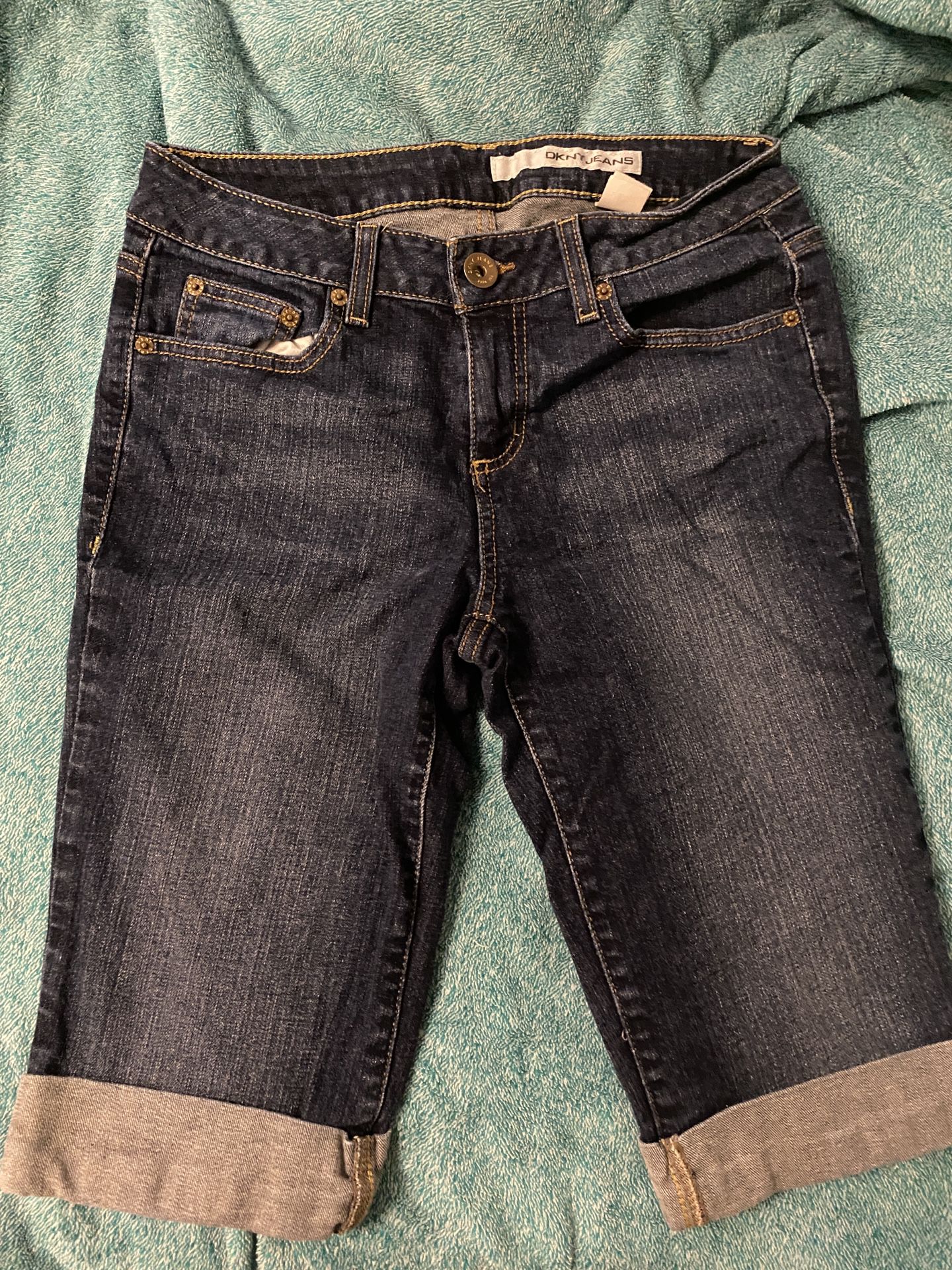DKNY Knee-Length Cuffed Jeans Size 8