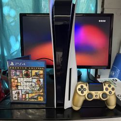PS5 Almost New Disc Plus GTA V