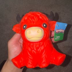 Squeeezy NEW Mini Highland Cow Squishy in Orange Rare Viral TikTok🔥 New w Tags  #squeezey #kawaii #gifting