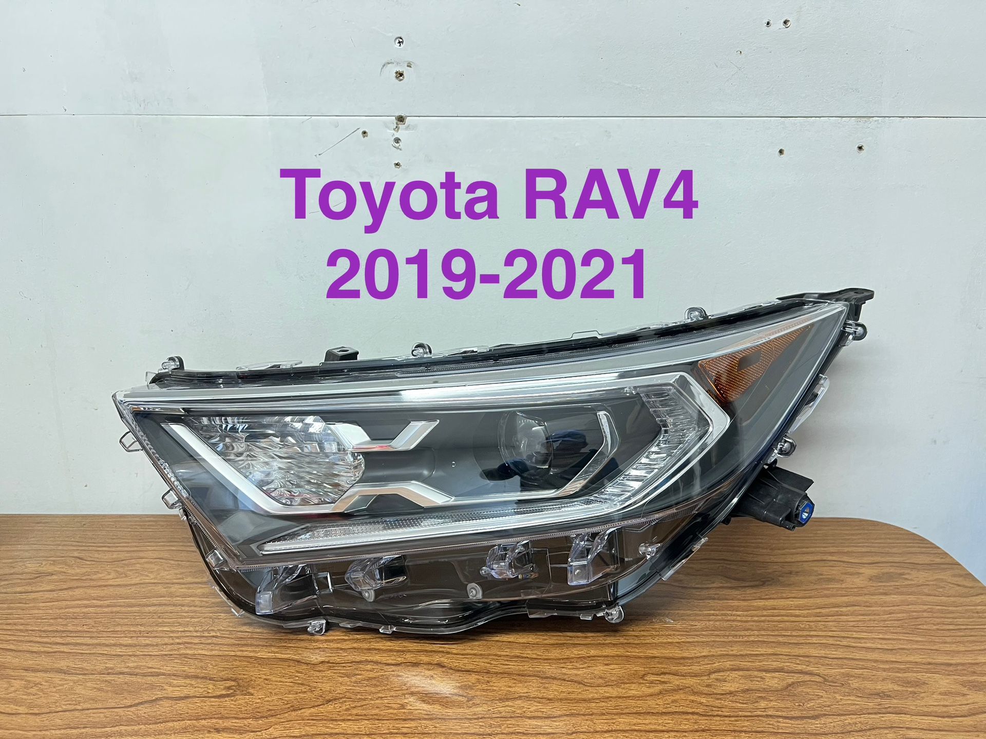 2019-2021 Toyota RAV4 Headlight