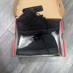 Kids Court Borough Mid 2 High Top Sneaker Big Kid