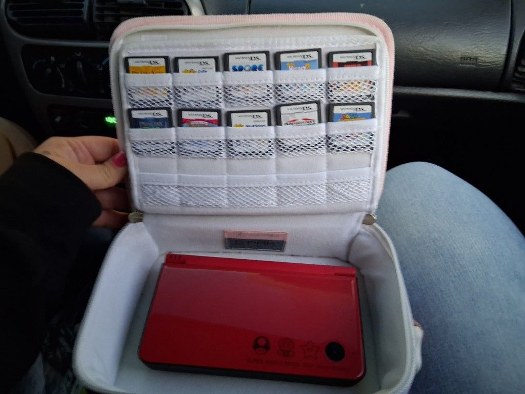 Nintendo Dsi Xl Super Mario 25th Anniversay Edition