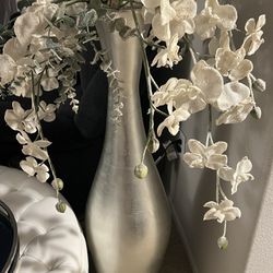 Large Vase With Flowers 
