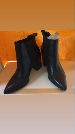 Black Leather Pointed-Toe Ankle Boots