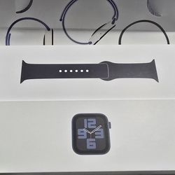 Brand New Apple Watch SE (2nd Gen) – 40mm – Unopened & Factory Sealed