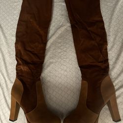 Brand New Thigh High Over The Knee Boots Suede Size Unknown Maybe Women Size 8 or 9 $18 OBO !!!ACCEPTING OFFERS!!!