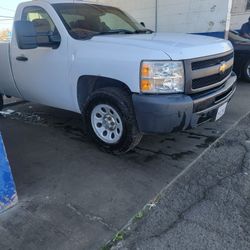 CHEVY SILVERADO 2012 V6 TITULO LINPIO