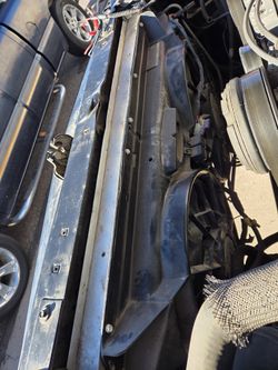 Radiator Fans Assembly Electric  Silverado GMC OBS 