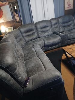 Beautiful gray sectional