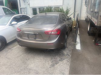 Maserati Ghibli *FOR PARTS