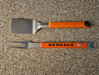 Cincinnati Bengals Stainless Steel Sportula And Grill Fork
