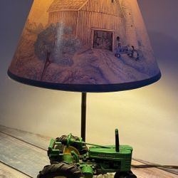 John Deere Tractor Lamp With Shade