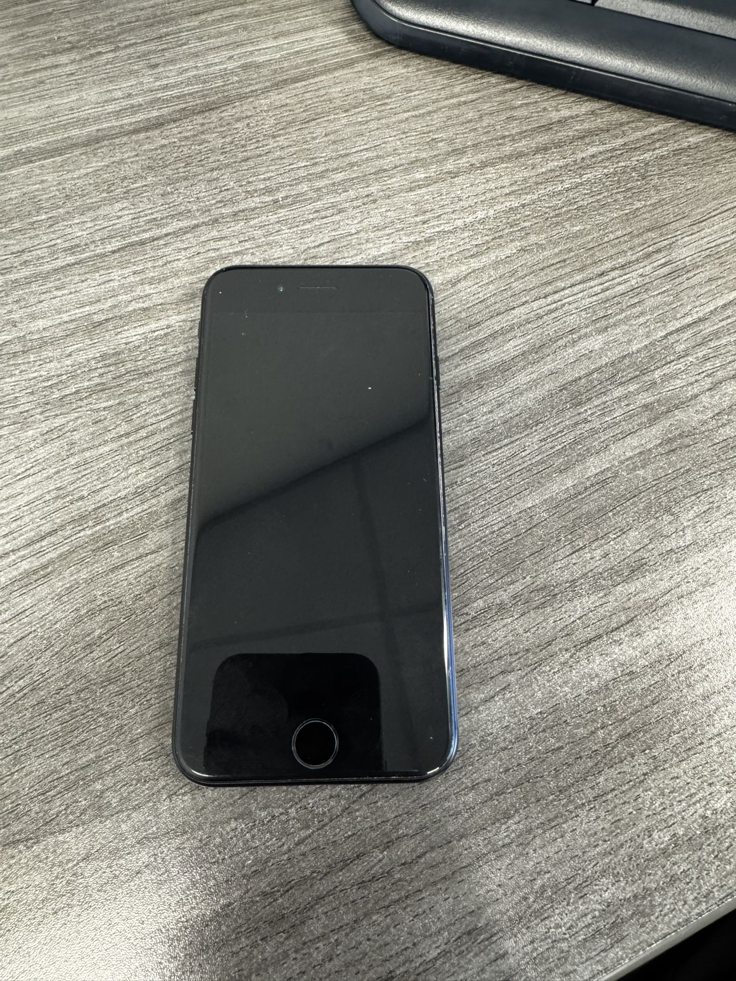 iPhone SE