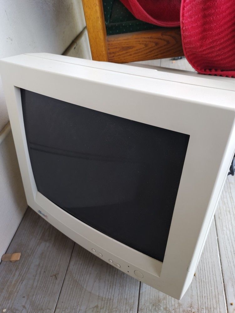 15" CRT PC Monitor